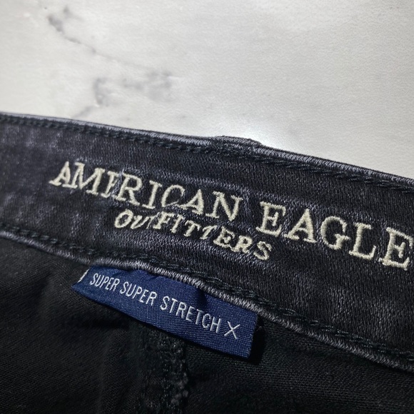 American Eagel Laced Jean Shorts - Picture 3 of 3